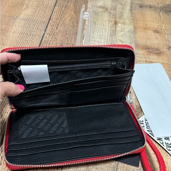 NEW STEVE MADDEN Red Zip Around Wristlet Wallet - Picture 6 of 11